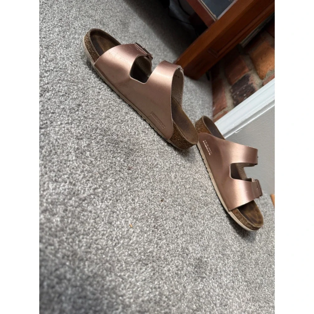 Birkenstock Arizona Metallic Copper Rose Gold Two Strap Sandals kids 34 3-3.5